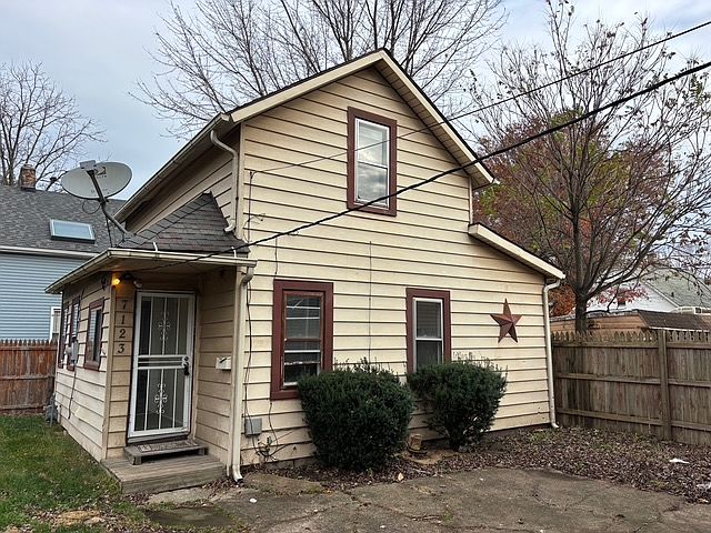 1st image of 7123 Deveny Ave
