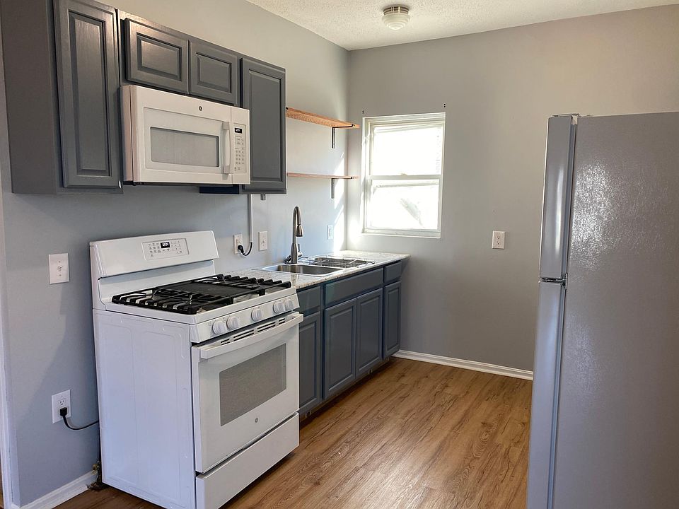 1879 N Main St 1879 N Main St Fall River, MA Zillow Apartments