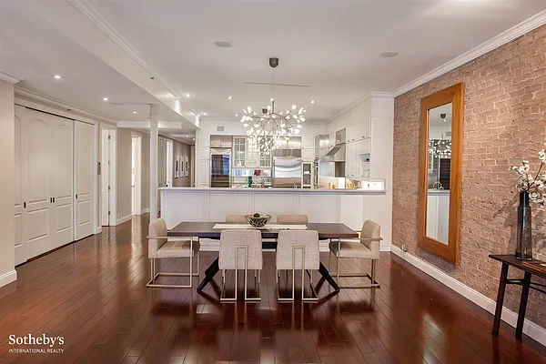 Sold by Sotheby's International Realty | media 4