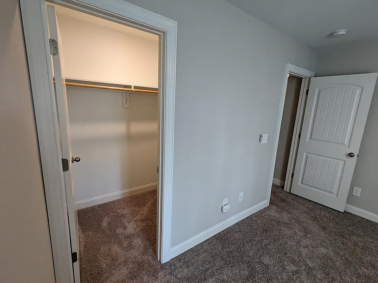 111 E Goldeneye Ct — Photo 40