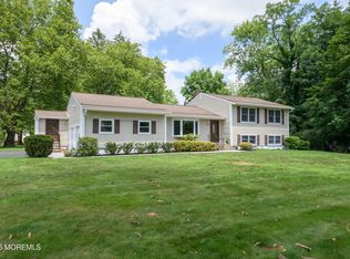 39 Willow Rd, Tinton Falls, NJ 07724