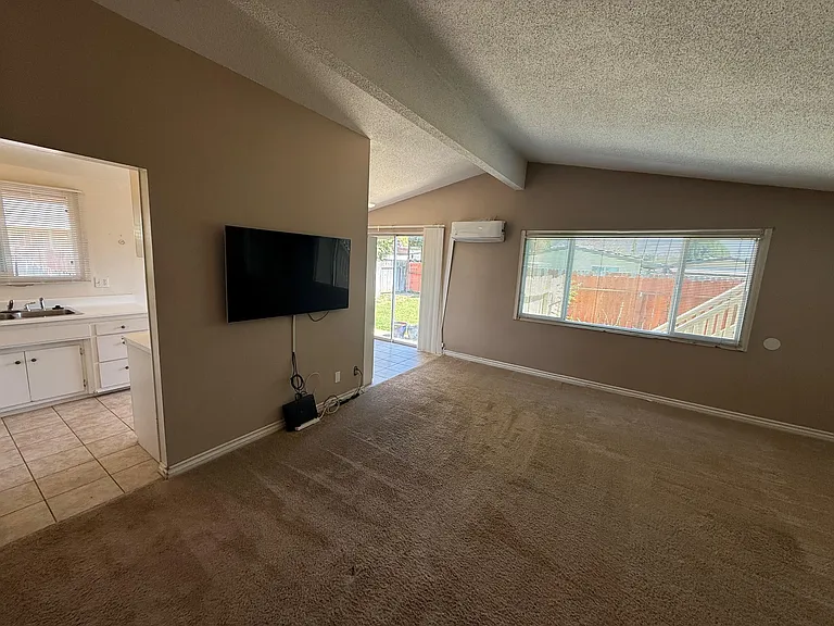 1482 Paul St #A — Photo 2
