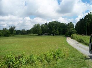 679 Bethel Church Rd, Lincolnton, NC 28092