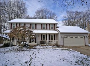 4132 Meadow Wood Ln, Uniontown, OH 44685