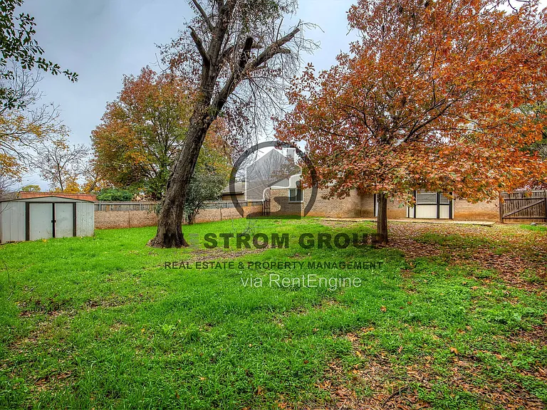 5307 School Hill Cir — Photo 27