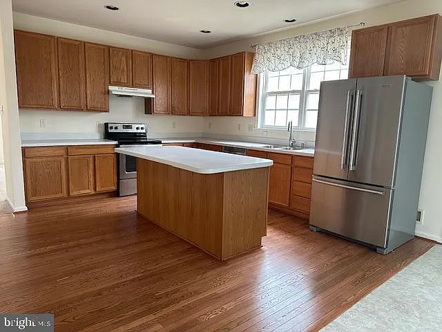 2198 Oak Forest Dr — Photo 2