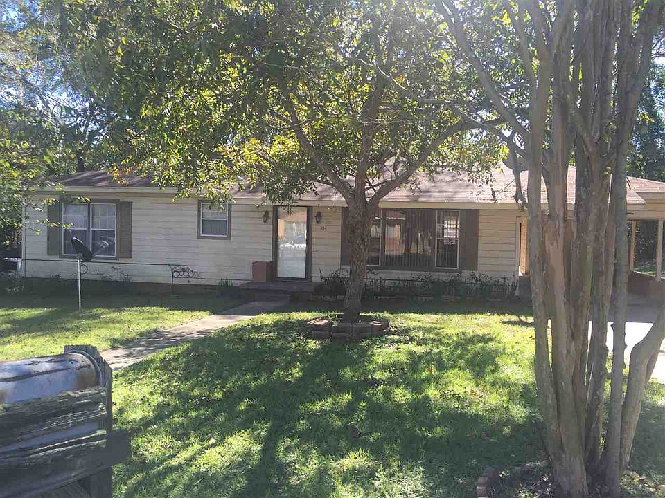 1st image of 304 Benita Dr