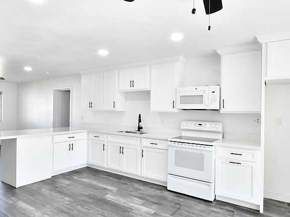 5th image of 3719 W El Caminito Dr