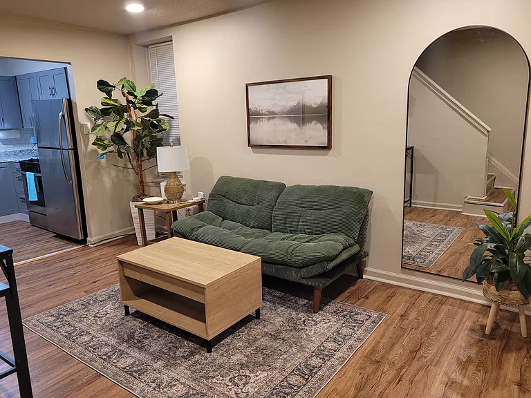 2640 Lauretta Ave — Photo 12