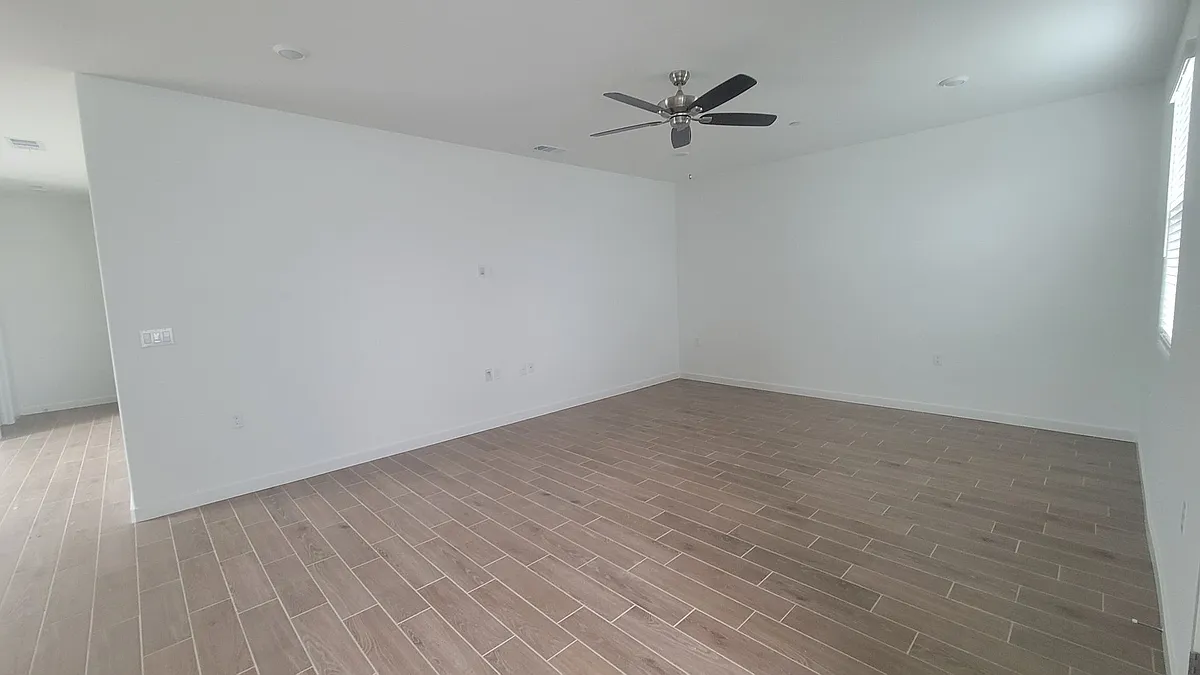 Building Photo - 12570 Pensinger Rd