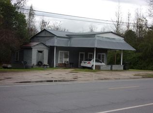 701 N Railroad Ave, Mount Vernon, GA 30445