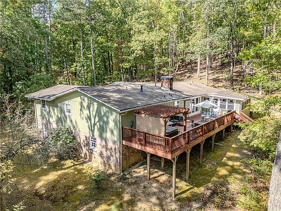 4th image of 186 Fairview Dr SW