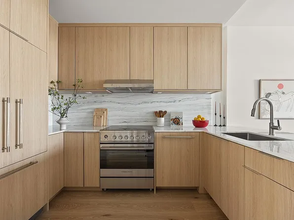 654 Jefferson Ave #4R, Brooklyn, NY 11221