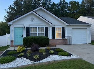 203 Oak Grove Ln, Acworth, GA 30102