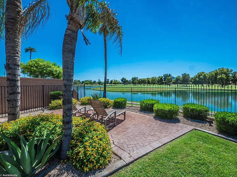 Community Pool 2 viewing deck
