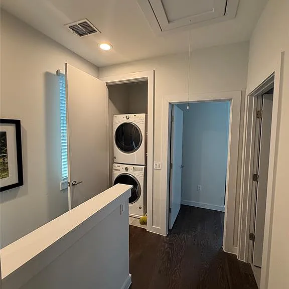 3612 Clary Way — Photo 13