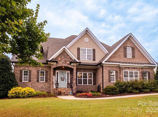 8491 Penton Pl, Harrisburg, NC 28075