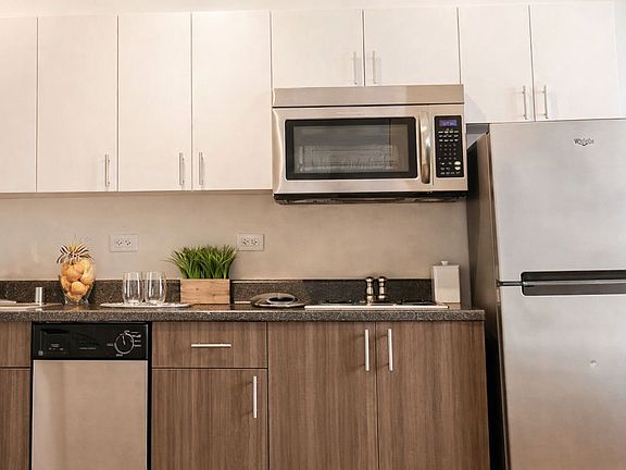 5th image of 308 4th Ave S APT 103