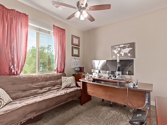 2nd image of 729 W Silver Reef Dr