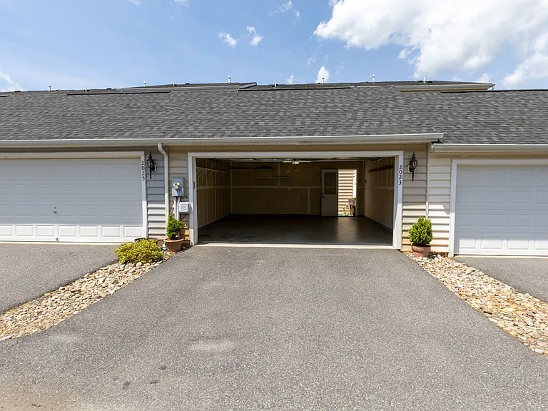 2023 Verona Ct — Photo 37
