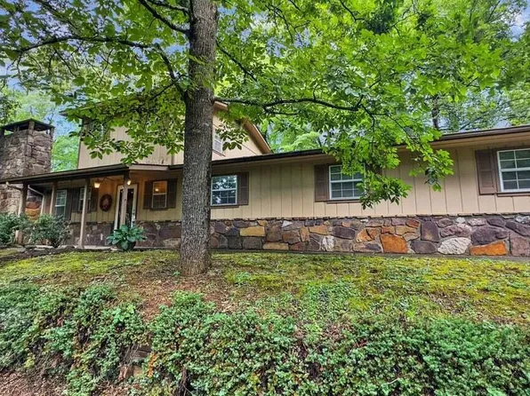 413 Hickory Tree Hollow Rd, Sevierville, TN 37876