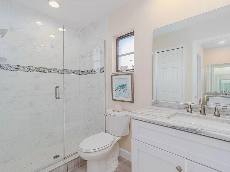 1106 SW 52nd St — Photo 35