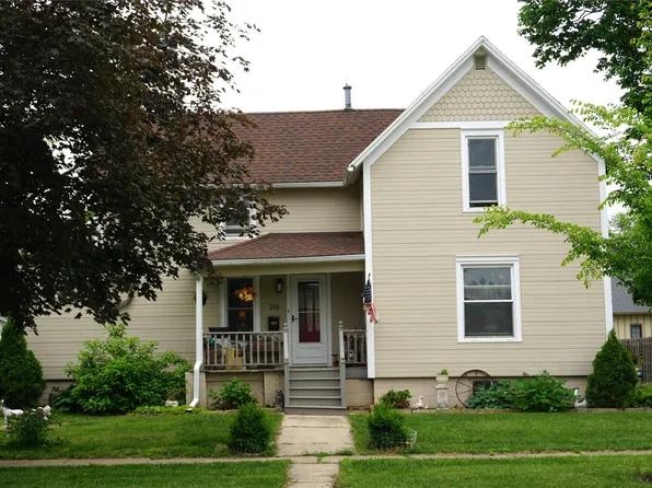 318 W Green St, Winterset, IA 50273