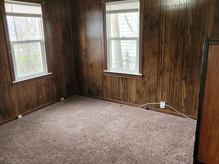 312 Burr St — Photo 7