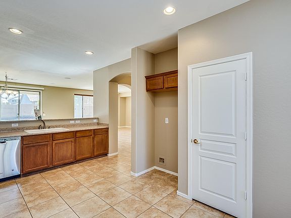 3rd image of 1575 E Palo Verde Dr