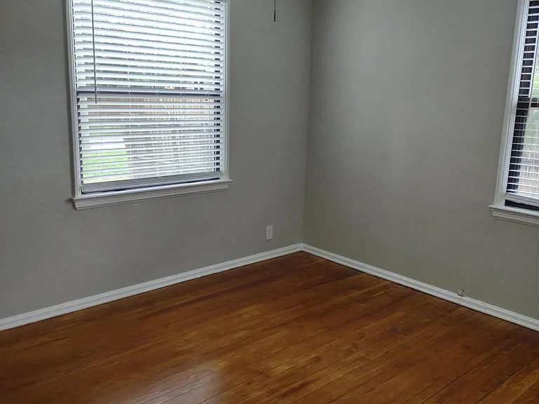1552 Naldo Ave #1554 — Photo 35
