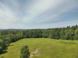 10 Barker Rd, Burlington, ME 04417