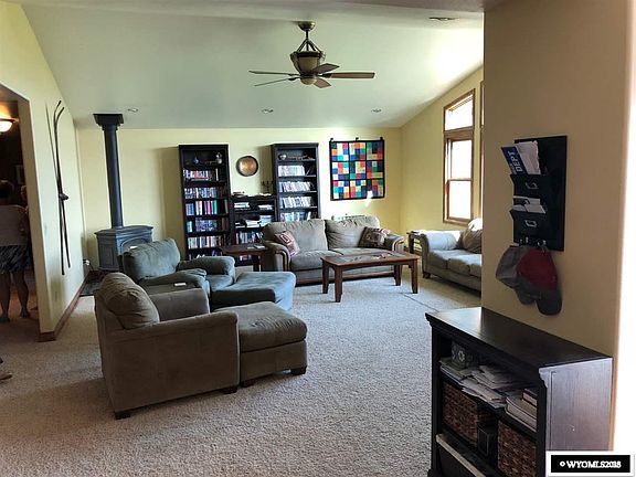 5th image of 553 Hancock Dr