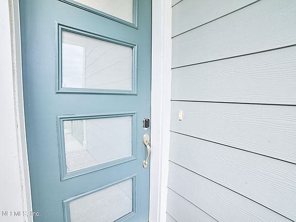 2nd image of 7442 Beach Walk Pl