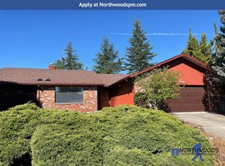 1386 La Loma Dr, Medford, OR 97504
