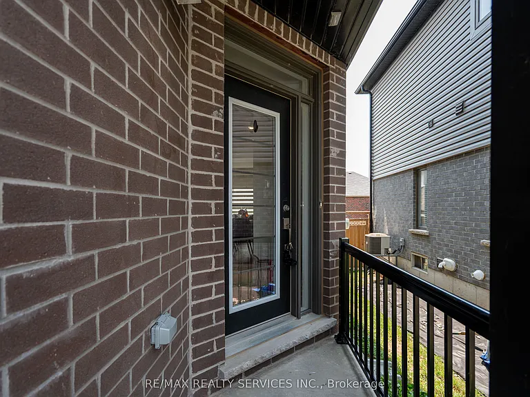 7 Baker Ln — Photo 9