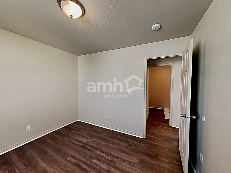 1805 E American Way #1 — Photo 15