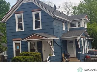 367 Yarwood St, Elgin, IL 60120