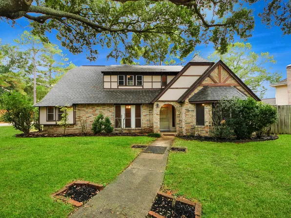 13903 Charlynn Oaks Dr, Houston, TX 77070