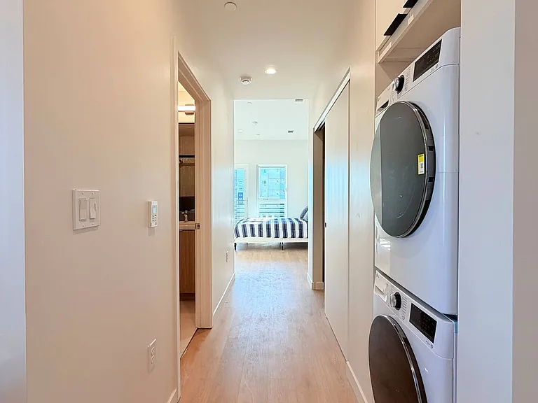 Lux Catalina — Photo 10