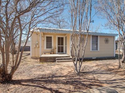 1006 W Hill St, Fredericksburg, TX, 78624