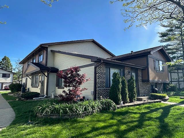1st image of 1503 Sacramento Dr #1503