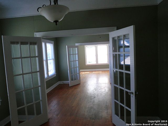 1st image of 1923 W Kings Hwy APT 3