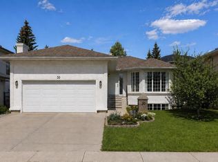 30 S Arbour Ridge Cir NW, Calgary, AB T3G3S9