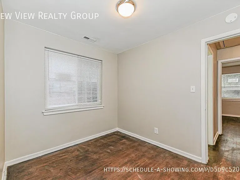 3458 Washburn Ave — Photo 5