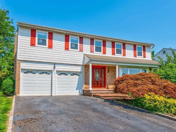 Roslyn Real Estate Roslyn Ny Homes For Sale Zillow