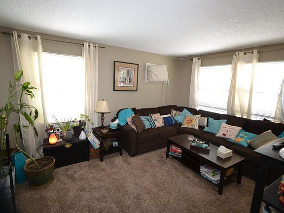 5th image of 1309 Greeley St S #2