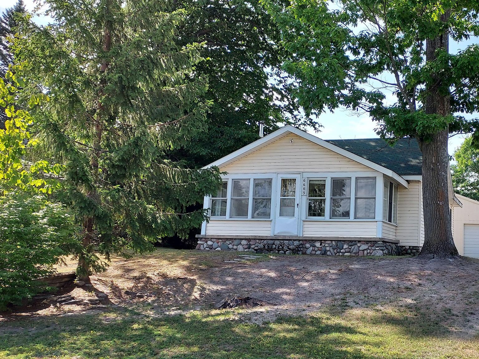 6683 Paradise Trl, Carp Lake, MI 49718 Zillow