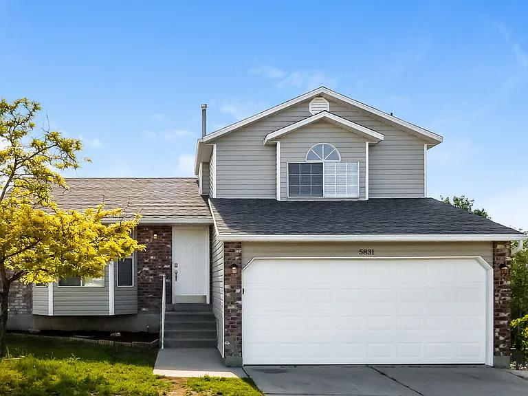 5831 S Clear Vista Dr — Photo 1