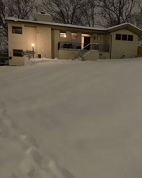 2nd image of 801 W B Ave