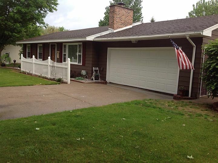 1st image of 110 Greenfield Dr